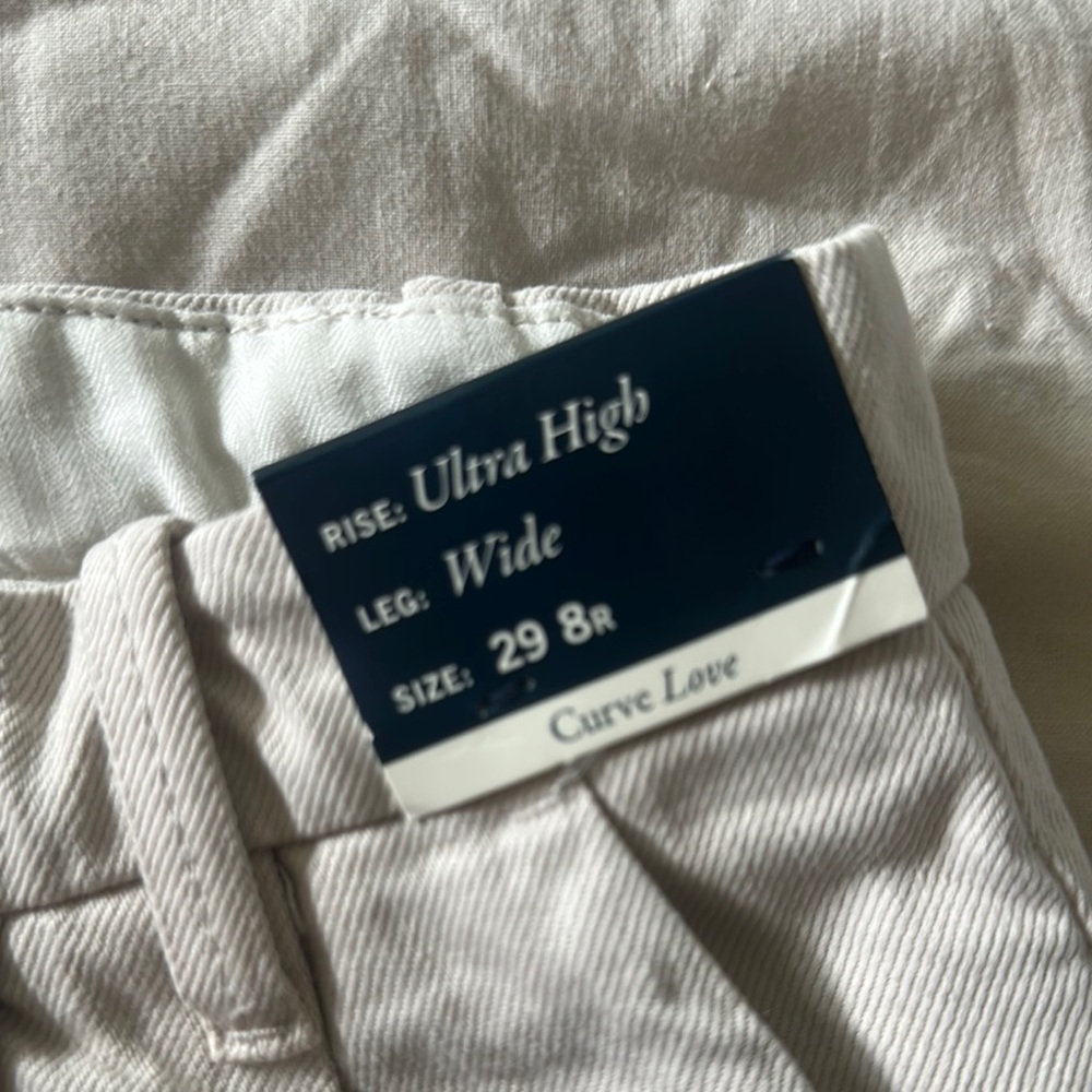 Abercrombie & Fitch Cream Pleated Trousers
